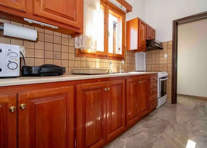 Laconian Collection #mavrovouni By The Sea# Гитион